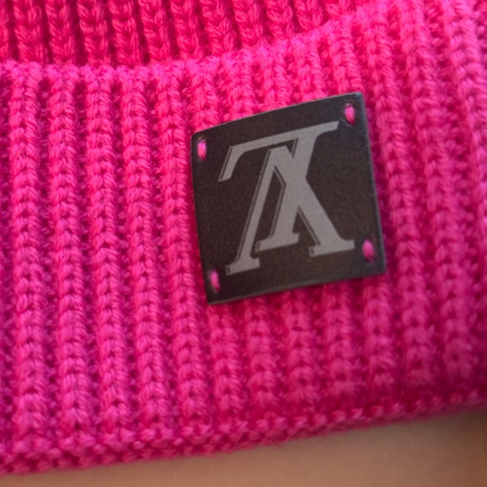 Louis Vuitton
Upside-Down Logo Wool Knit Beanie - Picture 3 of 15